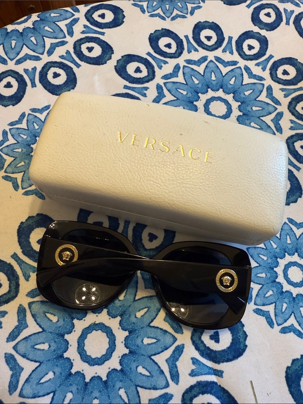 Versace Oversized Black Cat-Eye Sunglasses with Dark Lenses - Picture 2 of 3